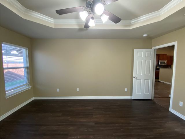 2745 Treasure Cove Drive, Lewisville, TX 75056