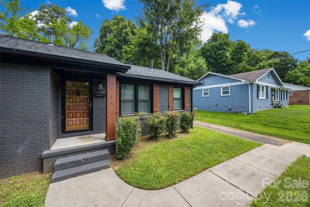 4448 Ridge Valley Drive, Charlotte, NC 28208