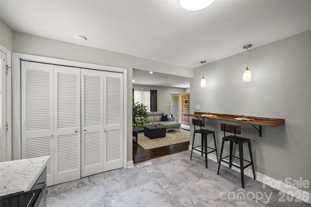 4448 Ridge Valley Drive, Charlotte, NC 28208