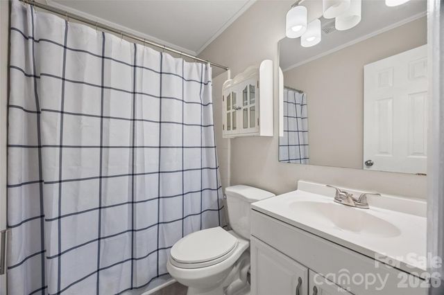 4448 Ridge Valley Drive, Charlotte, NC 28208