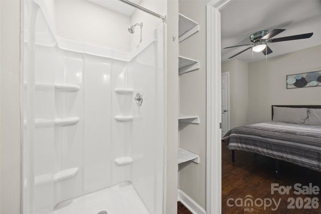 4448 Ridge Valley Drive, Charlotte, NC 28208
