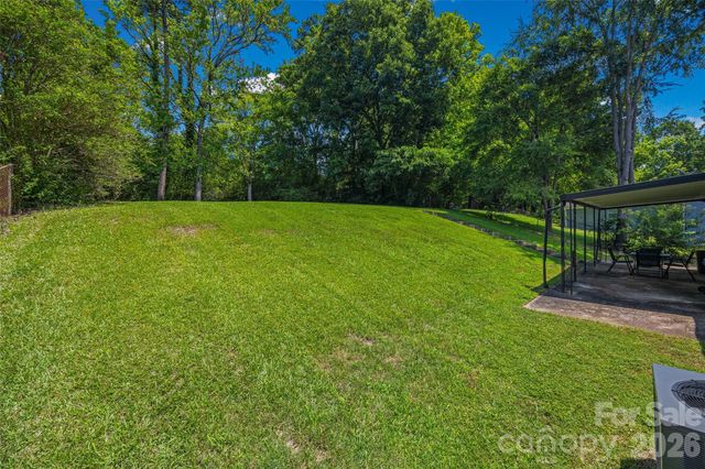 4448 Ridge Valley Drive, Charlotte, NC 28208