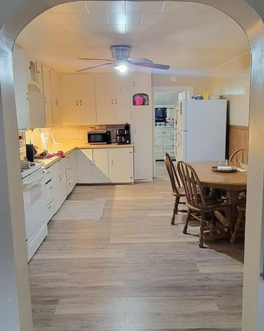 311 SECOND STREET, Rosholt, WI 54473