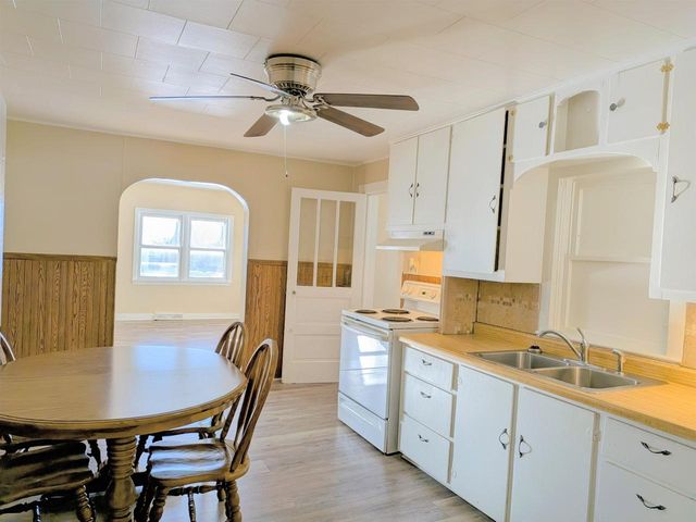 311 SECOND STREET, Rosholt, WI 54473