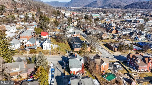 624 BELLEFONTE AVE, Lock Haven, PA 17745