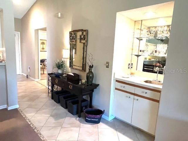 6713 STONE RIVER RD 203, Bradenton, FL 34203