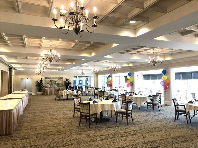 6713 STONE RIVER RD 203, Bradenton, FL 34203