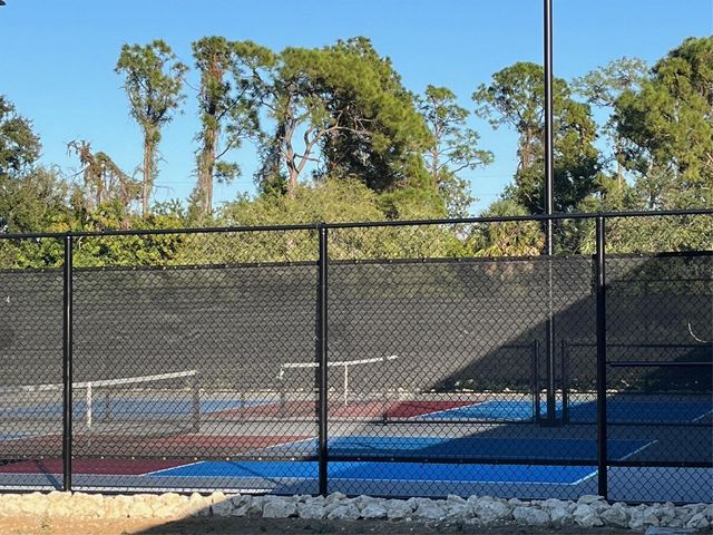 6713 STONE RIVER RD 203, Bradenton, FL 34203