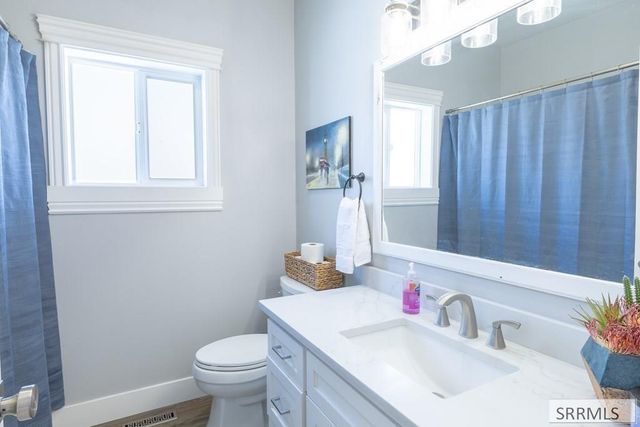 118 S Hidden Valley Road, Rexburg, ID 83440