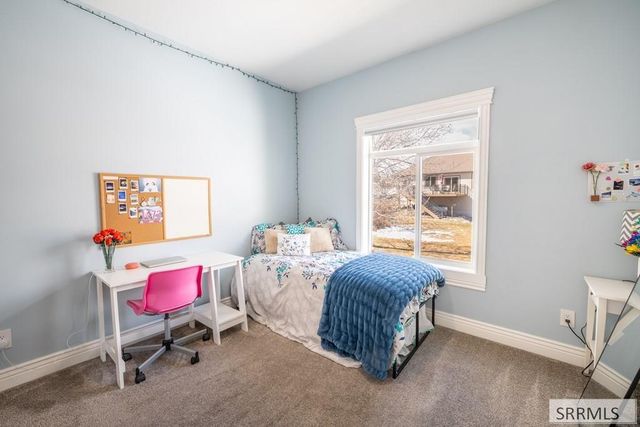 118 S Hidden Valley Road, Rexburg, ID 83440