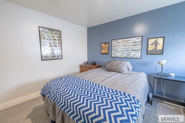 118 S Hidden Valley Road, Rexburg, ID 83440