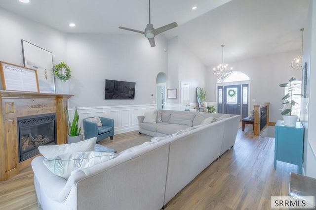 118 S Hidden Valley Road, Rexburg, ID 83440