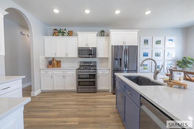 118 S Hidden Valley Road, Rexburg, ID 83440
