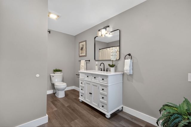 26 Rob Roy Rd, Worcester, MA 01602