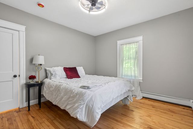 26 Rob Roy Rd, Worcester, MA 01602
