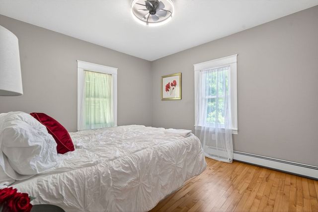 26 Rob Roy Rd, Worcester, MA 01602