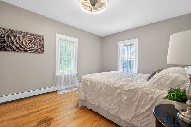 26 Rob Roy Rd, Worcester, MA 01602