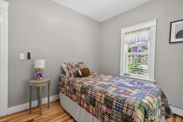 26 Rob Roy Rd, Worcester, MA 01602