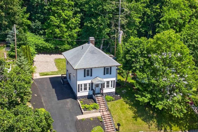 26 Rob Roy Rd, Worcester, MA 01602