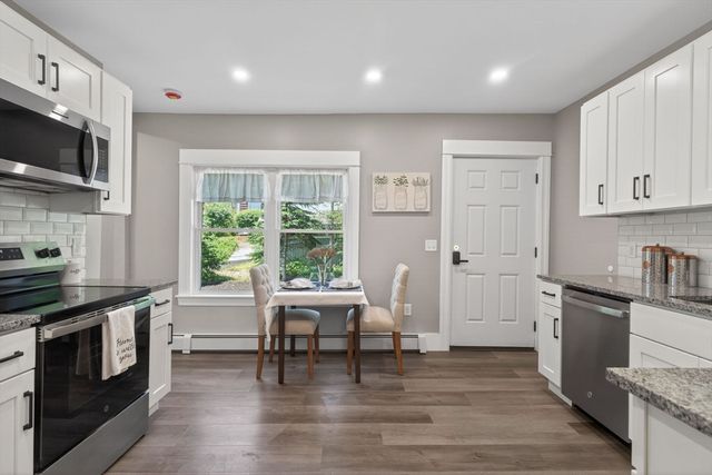 26 Rob Roy Rd, Worcester, MA 01602
