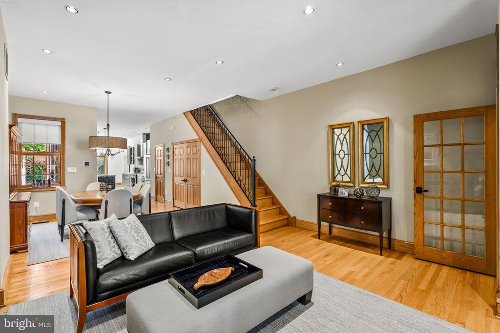 434 SPRUCE ST, PHILADELPHIA, PA 19106 — photo 5