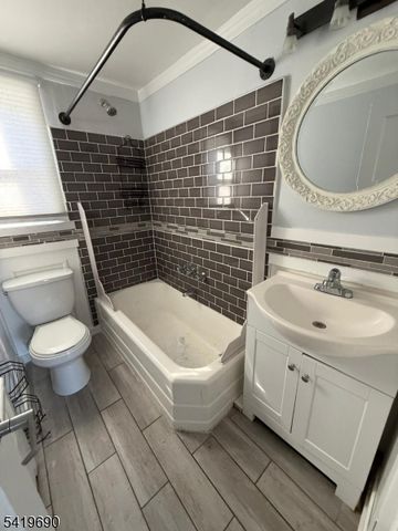 12 A Carolyn Terrace 12, Roselle Boro, NJ 07203