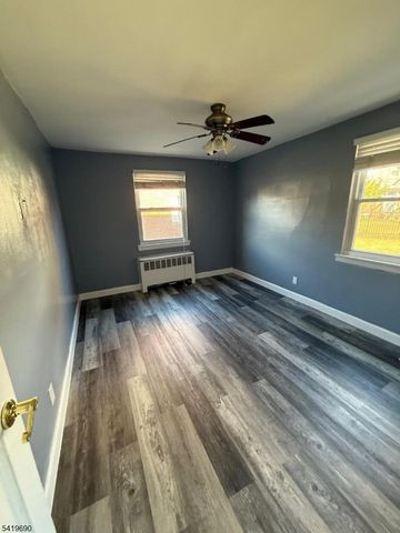 12 A Carolyn Terrace 12, Roselle Boro, NJ 07203