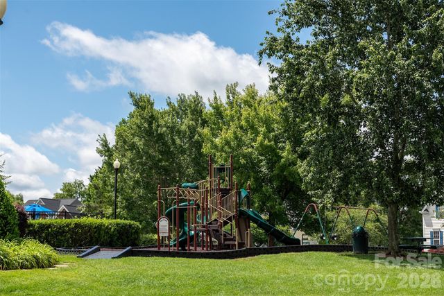 1135 Brookdale Lane, Stanley, NC 28164