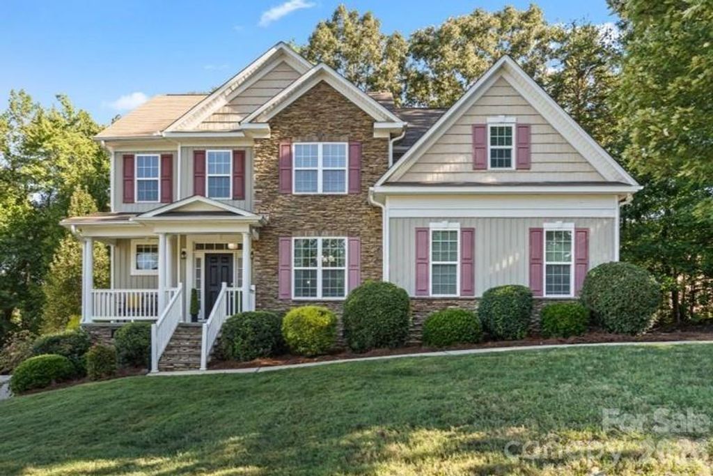 1135 Brookdale Lane, Stanley, NC 28164