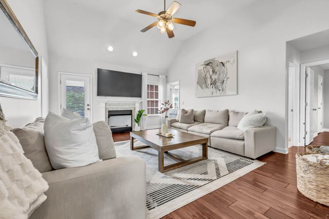 551 Faxon Ct, Murfreesboro, TN 37128