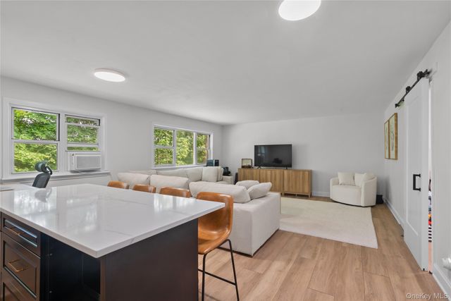 310 N State Road 1C, Briarcliff Manor, NY 10510