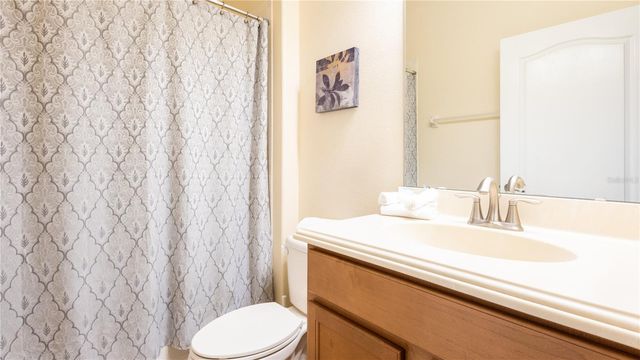 2977 BUCCANEER PALM ROAD, Kissimmee, FL 34747