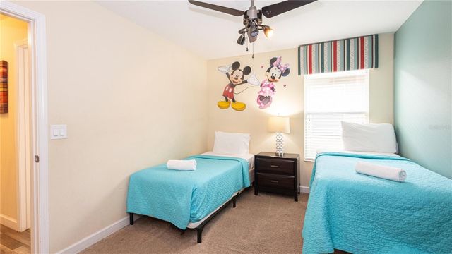 2977 BUCCANEER PALM ROAD, Kissimmee, FL 34747