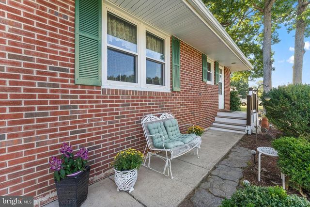 7105 PULLEN DR, Fredericksburg, VA 22407
