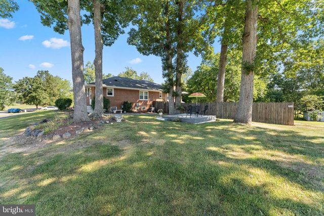 7105 PULLEN DR, Fredericksburg, VA 22407
