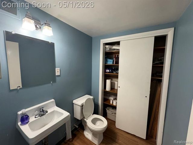 2021 Monroe Street, Dearborn, MI 48124
