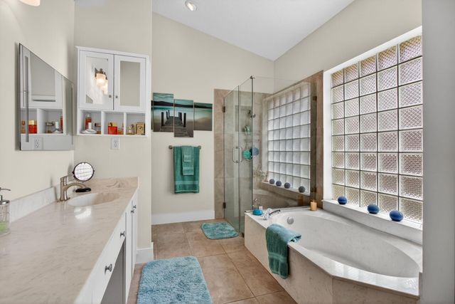 5005 NW 95th Drive, Coral Springs, FL 33076