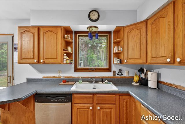 11888 Long Lake Drive Nw, Sparta Twp, MI 49345