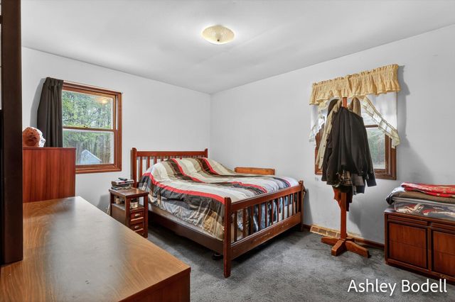 11888 Long Lake Drive Nw, Sparta Twp, MI 49345