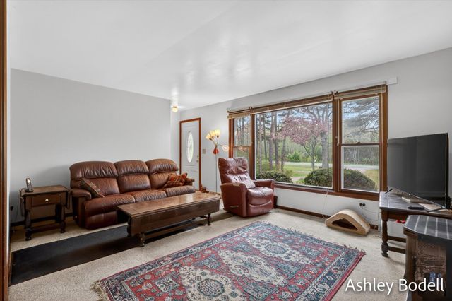 11888 Long Lake Drive Nw, Sparta Twp, MI 49345