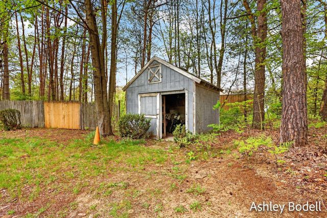 11888 Long Lake Drive Nw, Sparta Twp, MI 49345