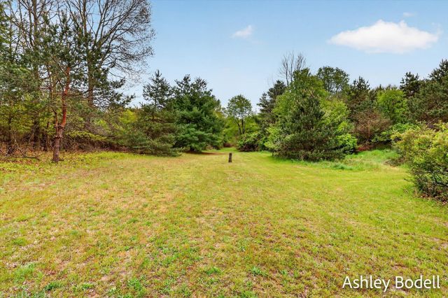 11888 Long Lake Drive Nw, Sparta Twp, MI 49345