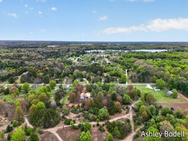 11888 Long Lake Drive Nw, Sparta Twp, MI 49345