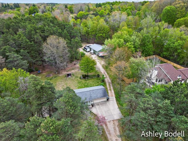 11888 Long Lake Drive Nw, Sparta Twp, MI 49345