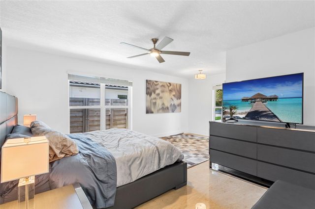 505 SE 28TH Avenue, Pompano Beach, FL 33062