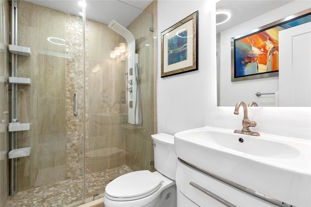 505 SE 28TH Avenue, Pompano Beach, FL 33062