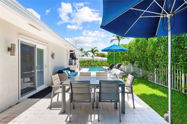 505 SE 28TH Avenue, Pompano Beach, FL 33062