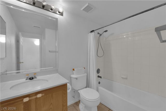 2001 Turquoise Ridge Street 202, Las Vegas, NV 89117