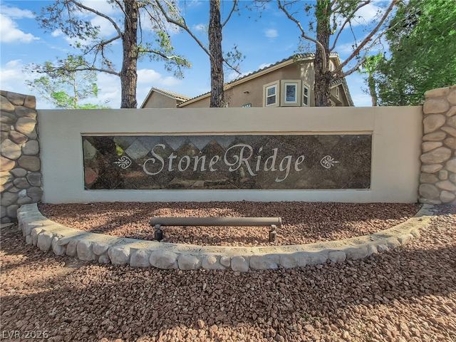 2001 Turquoise Ridge Street 202, Las Vegas, NV 89117