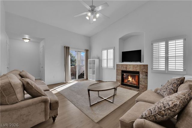 2001 Turquoise Ridge Street 202, Las Vegas, NV 89117